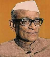 Presidents of India (1947 to 2022) भारत के राष्ट्रपतियों की सूची, देखें योग्यता, चुनाव प्रक्रिया | Latest Hindi Banking jobs_8.1