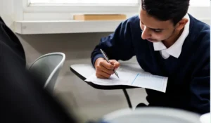 बिहार विधान सभा सचिवालय ग्रुप D पिछले वर्ष प्रश्नपत्र 2025