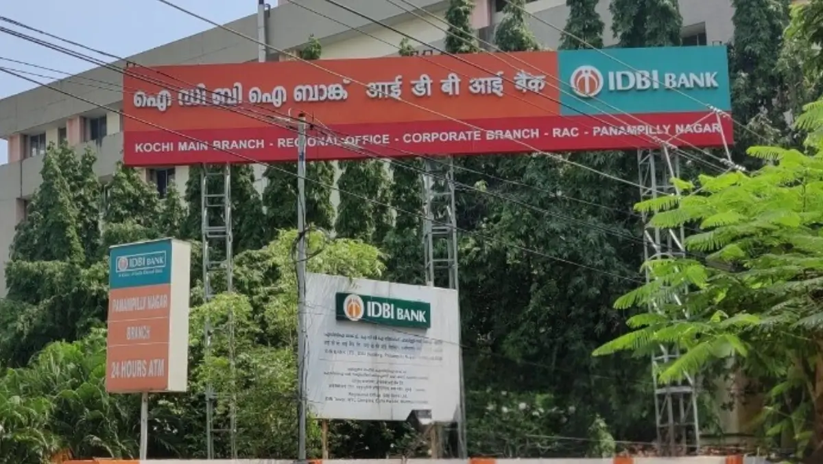 https://hindi.bankersadda.com/wp-content/uploads/multisite/sites/12/2026/07/10113414/IDBI-Bank-SO-Recruitment-2026-PDF.pdf
